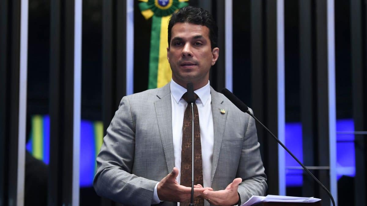 ‘não pode estar todo mundo errado’, afirma Irajá