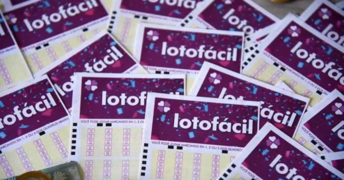 Lotofácil 3428: duas apostas acertam 15 dezenas e cada uma leva quase R$ 671 mil