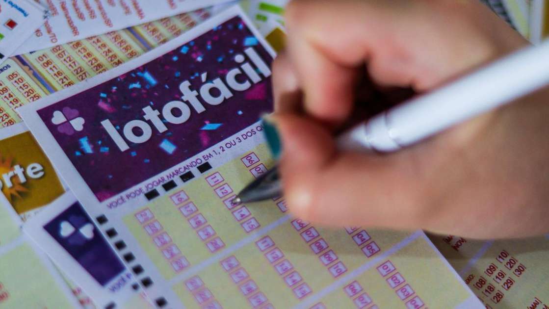 Resultado da Lotofácil 3430: 2 apostas levam prêmio principal e ganham mais de R$ 3,1 milhões cada - Negócios